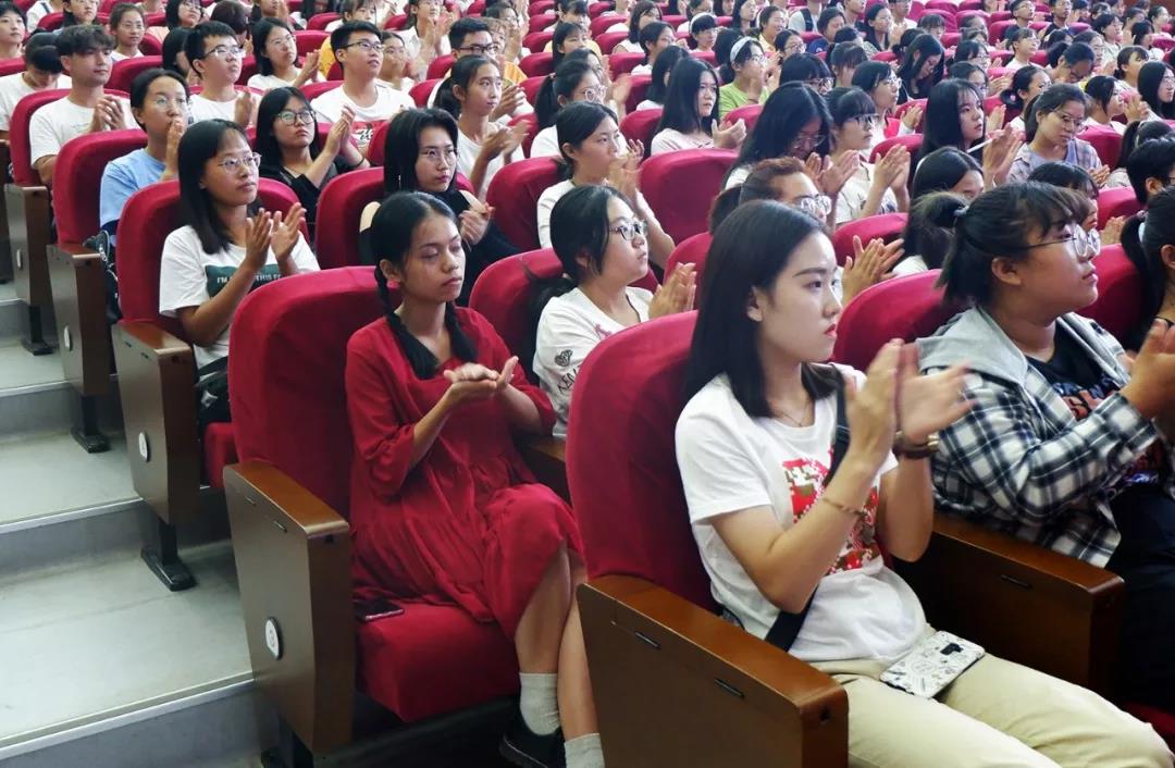 教育3.jpg 教育3.jpg