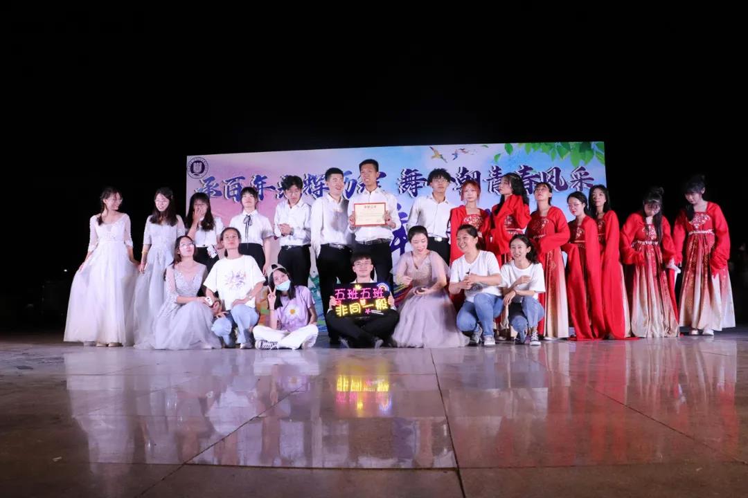 微信图片_20211111160623.jpg 微信图片_20211111160623.jpg